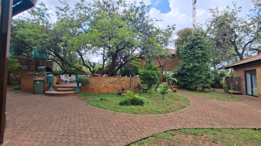 5 Bedroom Property for Sale in Rietvly A H North West